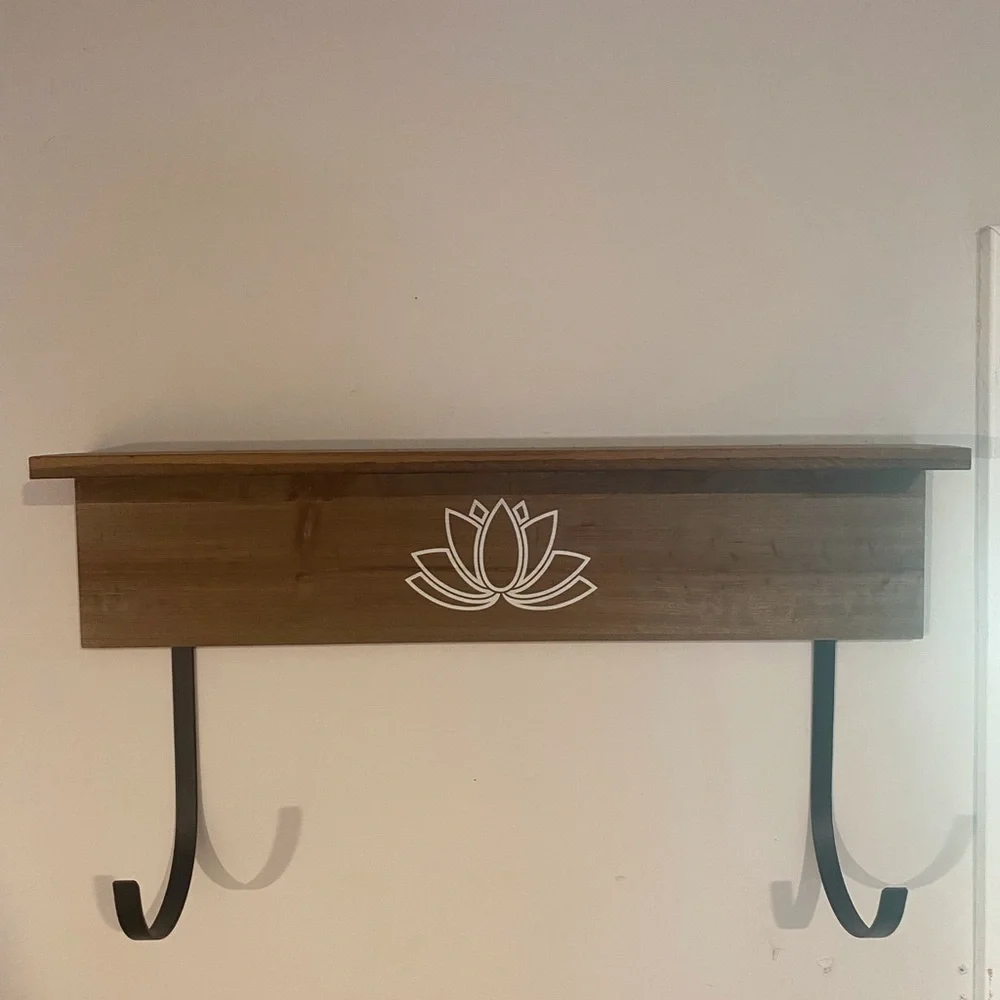 Lotus Flower Yoga Mat Rack with Shelf